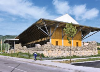 Gölcük Kazıklı Kervansarayı