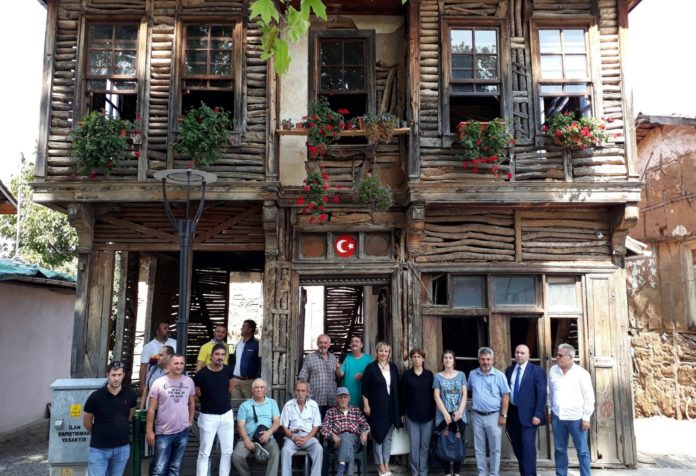 Tarihi Saraylı Köyü Evleri